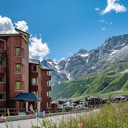 公寓 Classbnb-spacious Mountain Just 500m From The Lifts 布勒伊-切尔维尼亚